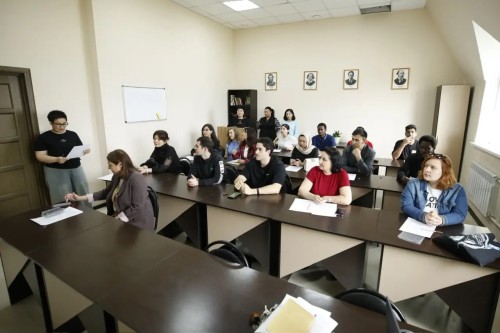 Преподаватели МГТУ стали участниками круглого стола