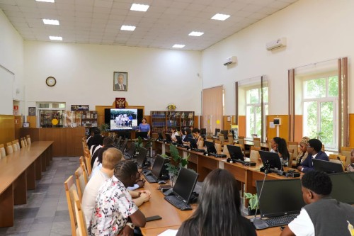 В МГТУ вручили сертификаты выпускникам международного факультета