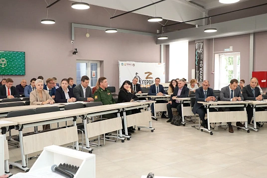 Информационнэ щынэгъончъэным щылэжьэщт кадрэмэ ягъэхьазырын МКъТУ-м щытегущыIагъэх 