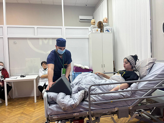 Профессионалы - 2025 компетенция "Медицинский социальный уход"