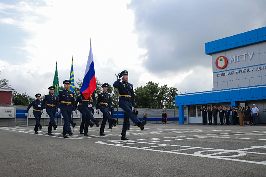 90 курсантов Военного учебного центра при МГТУ приняли Военную присягу