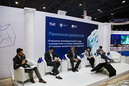 Дунэе форумэу «Технопром-2025-рэ» зыфиIорэм МКъТУ-м иопыт ректорым къыщигъэлъэгъуагъ
