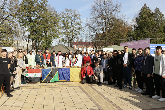 Employees and students of MSTU took part in the celebration of the Day of National Unity!