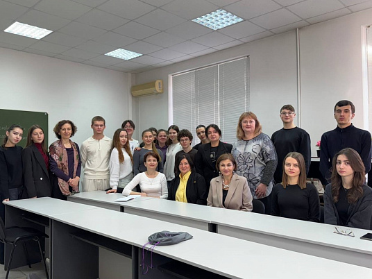 Профориентация через проектную деятельность: в МГТУ обсудили взаимодействие со школами