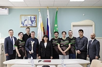 Ректор МГТУ поздравила победителей гранд-финала чемпионата Адыгеи по Dota-2