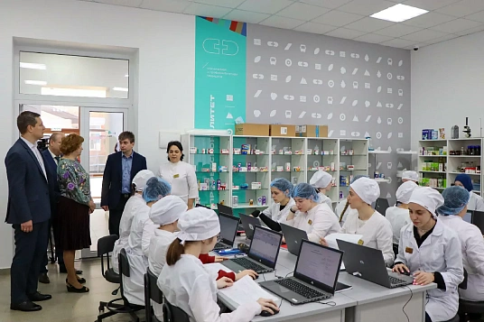 Федеральнэ проектэу «Медицинэ кадрэхэр»