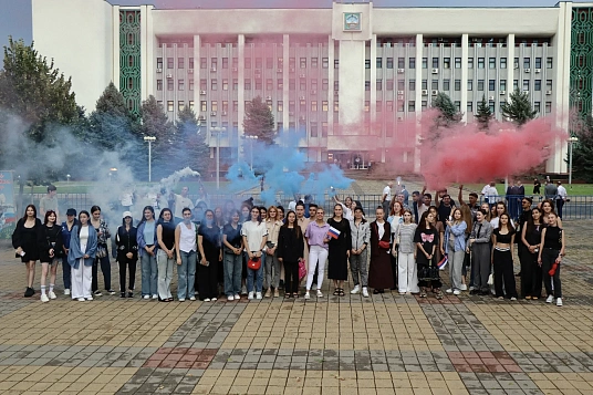 УФ-м и Къэралыгъо быракъ фэгъэхьыгъэ зэхахь