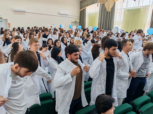 Посвящение студентов-первокурсников в медики