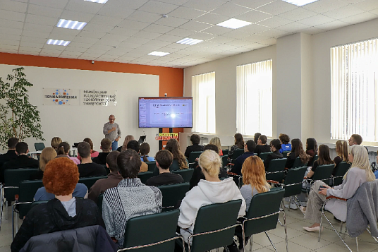ИИ как помощник в научных исследованиях